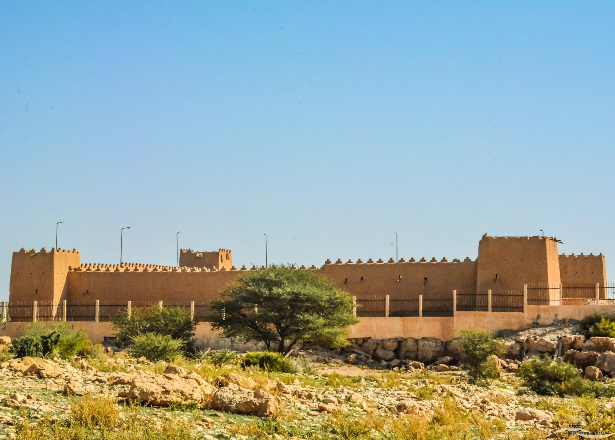 Abu Jifan Fort — The Forgotten Fortress of the Desert